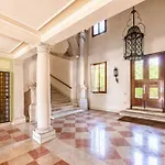 Apartment Gran Canal View - The B Collection