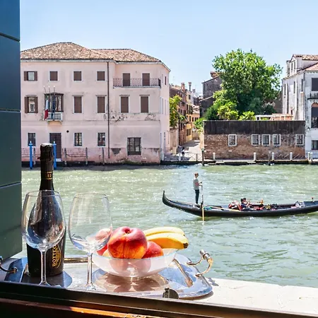 Gran Canal View - The B Collection Venedik
