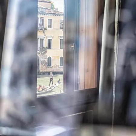 Gran Canal View - The B Collection Apartmán *