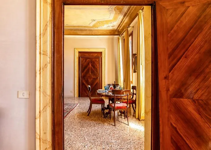 Gran Canal View - The B Collection Venice
