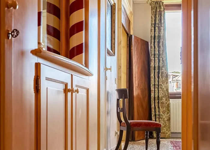 Gran Canal View - The B Collection