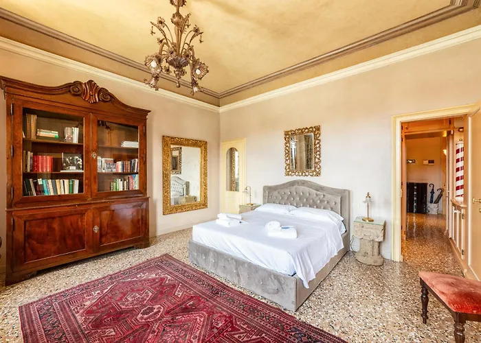 Apartment Gran Canal View - The B Collection Venice