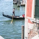 Gran Canal View - The B Collection