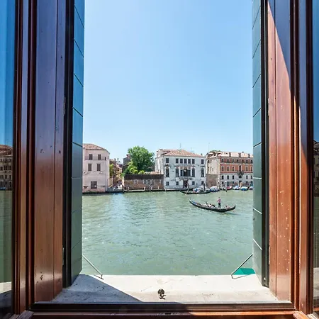 Apartment Gran Canal View - The B Collection
