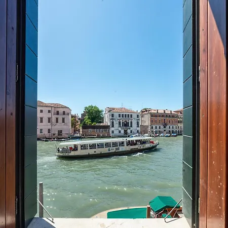 Apartment Gran Canal View - The B Collection *